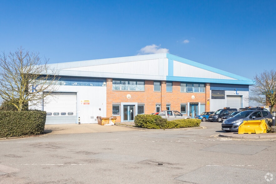 President Way, Luton for sale - Primary Photo - Image 1 of 1