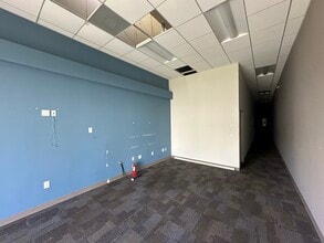 625 Montana Ave, Santa Monica, CA for lease Building Photo- Image 2 of 3