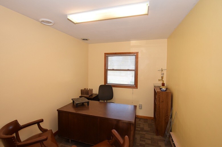 21229 S La Grange Rd, Frankfort, IL 60423 Office for Lease