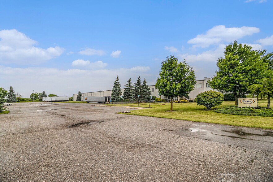 5073 Ann Arbor Rd, Dundee, MI 48131 Flex for Sale