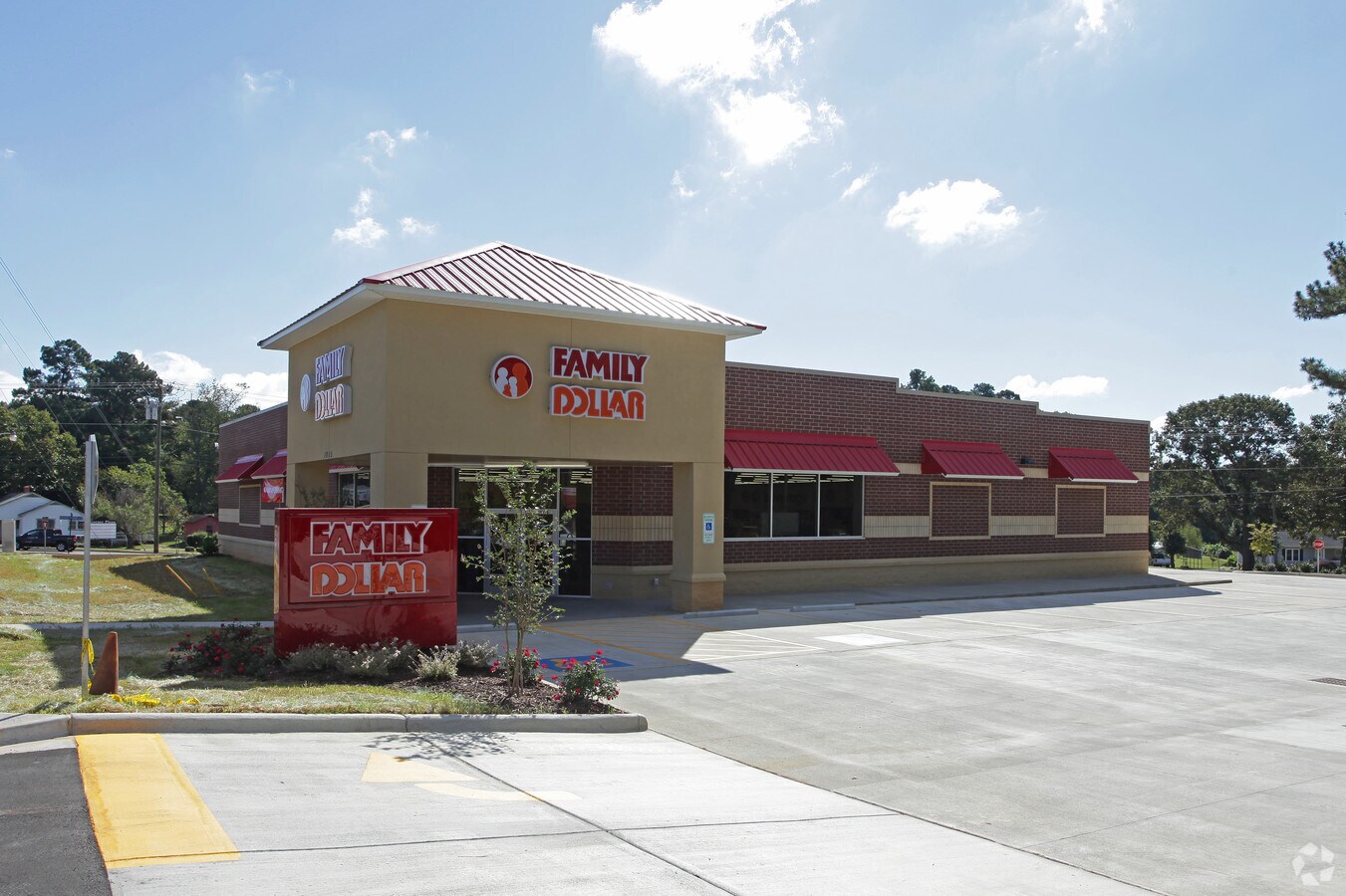 1015 W Main St W, Locust, NC 28097