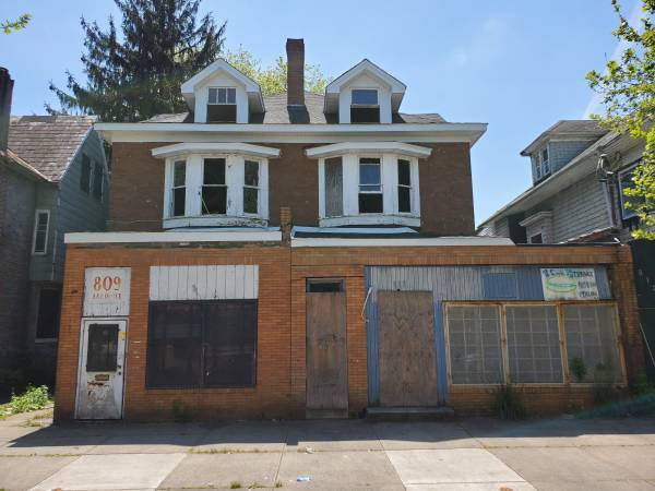 809-811 Stuyvesant Ave, Trenton, NJ for sale Primary Photo- Image 1 of 1