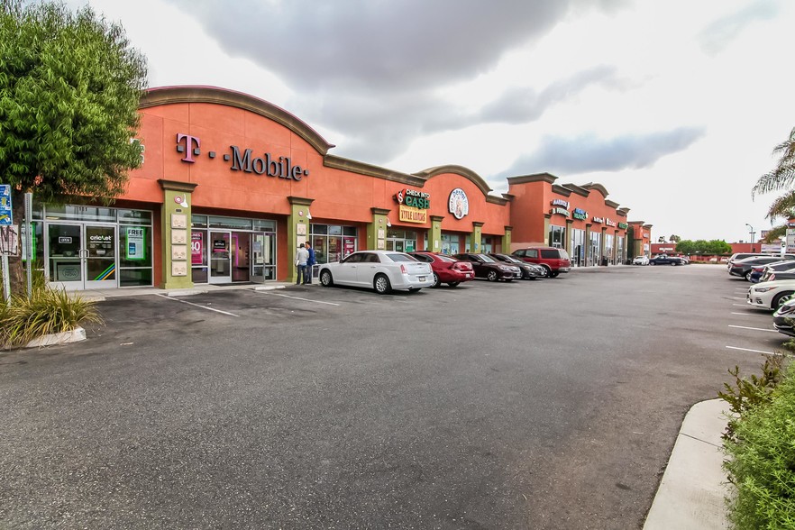 10900 Long Beach Blvd, Lynwood, CA for sale - Primary Photo - Image 1 of 1