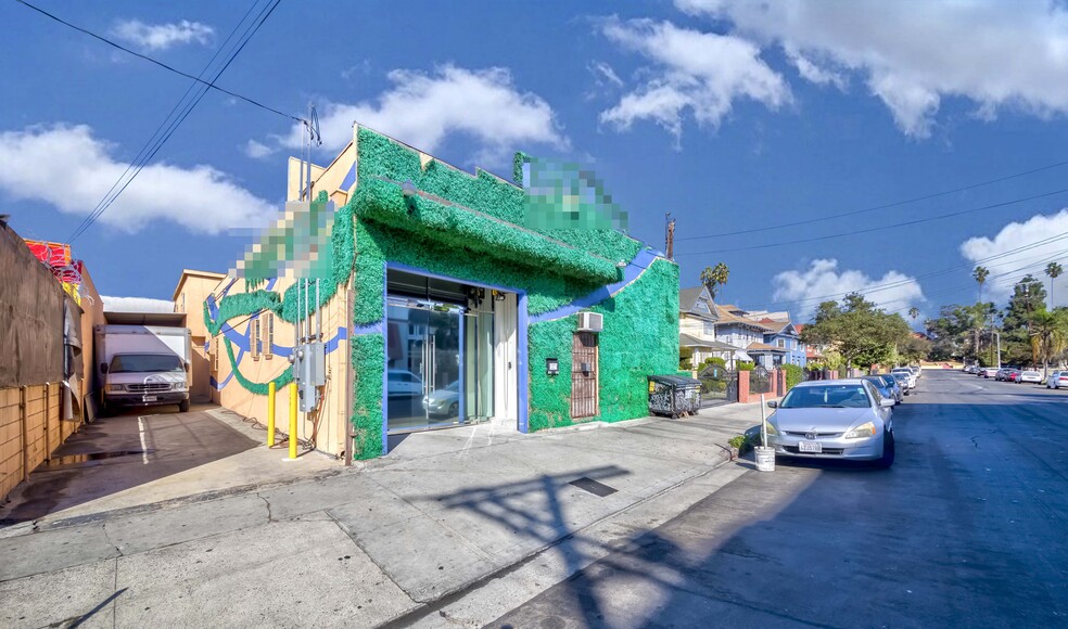 1451-1453 Malvern Ave, Los Angeles, CA for sale - Building Photo - Image 2 of 44