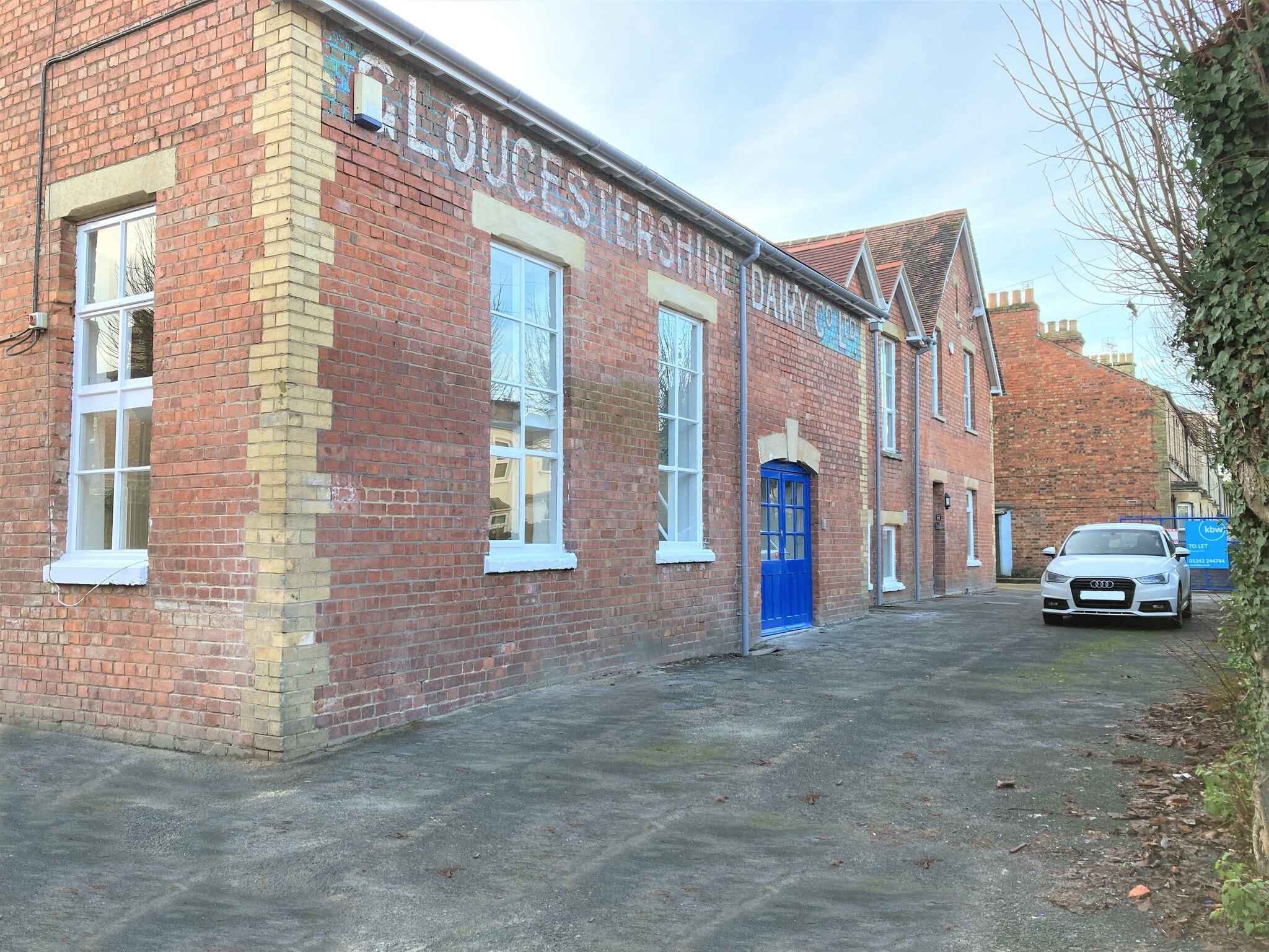 23-25 Ashcroft Rd, Cirencester for sale Building Photo- Image 1 of 1