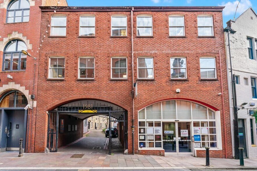 Womanby St, Cardiff for lease - Building Photo - Image 2 of 13