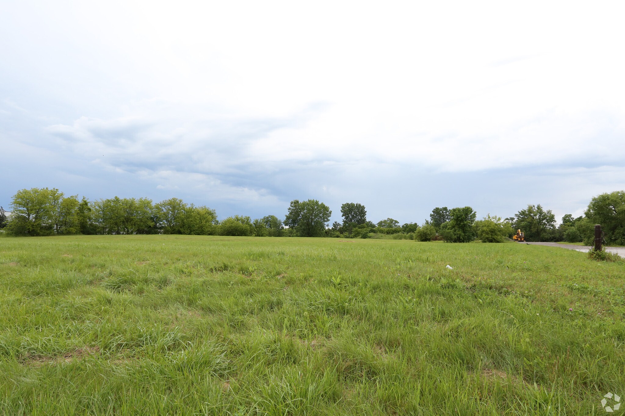 9113 Charles St, Sturtevant, WI for sale Primary Photo- Image 1 of 1