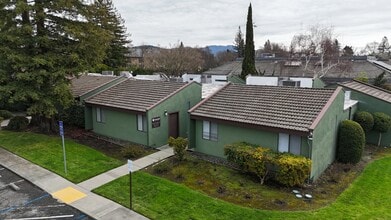 3230 Beard Rd, Napa, CA for lease Building Photo- Image 2 of 5