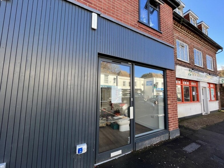 51-51A High St, New Romney for sale - Building Photo - Image 1 of 2