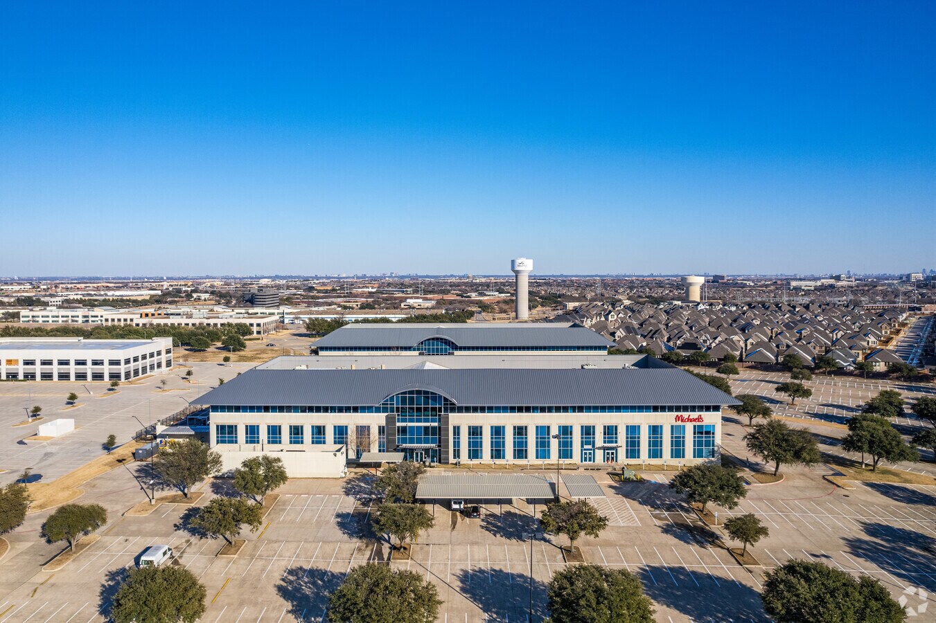 3939 W John Carpenter Fwy, Irving, TX 75063