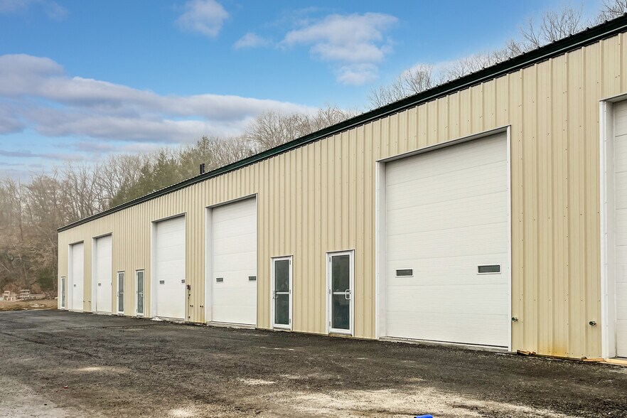 35 Commercial Dr, Wrentham, MA for lease - Construction Photo - Image 2 of 2