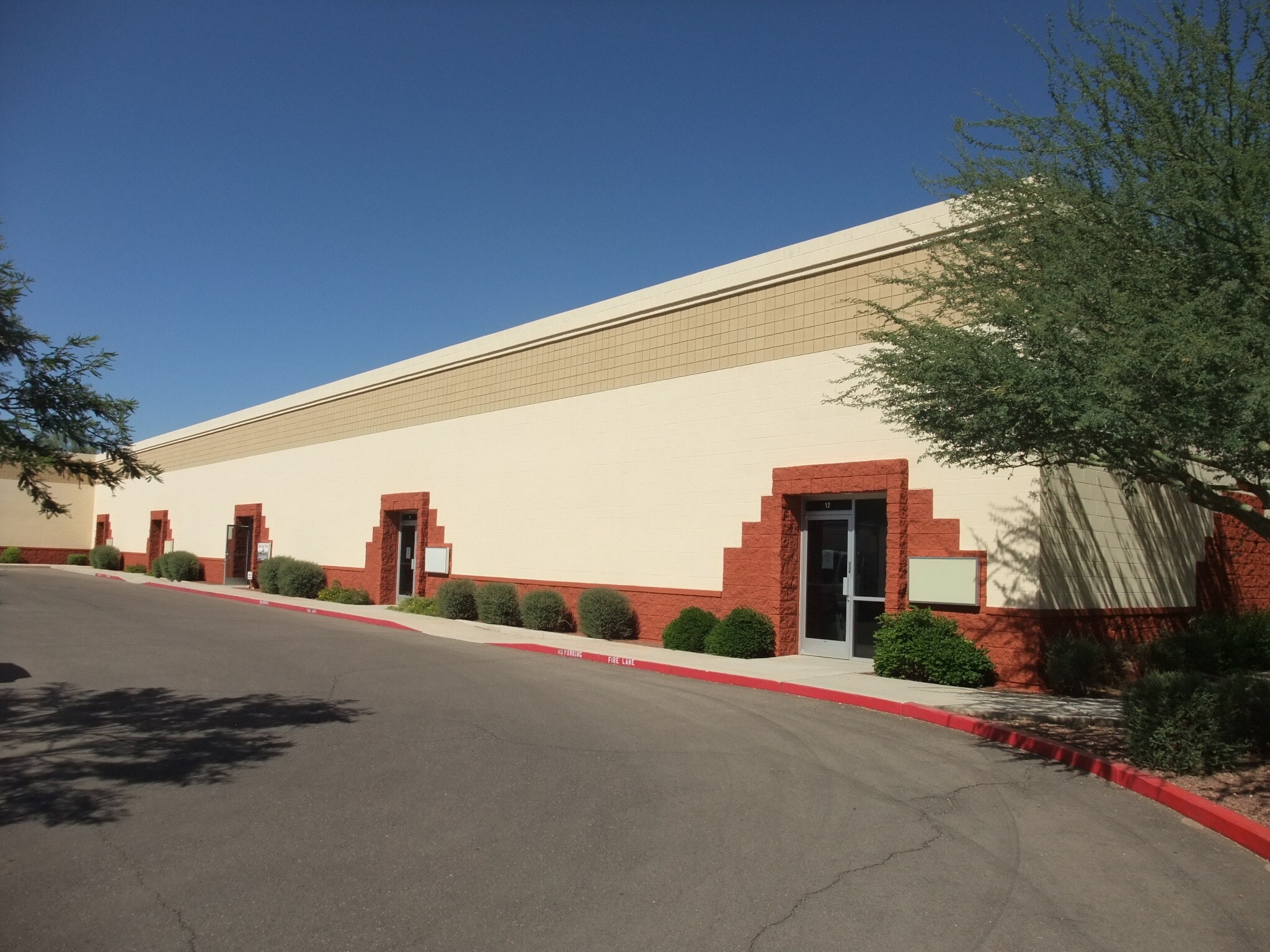 1060 N Eliseo Felix Jr Way, Avondale, AZ for lease Building Photo- Image 1 of 5