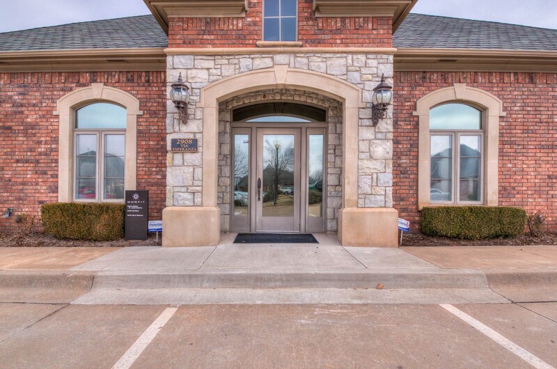 2908 Via Esperanza, Edmond, OK 73013