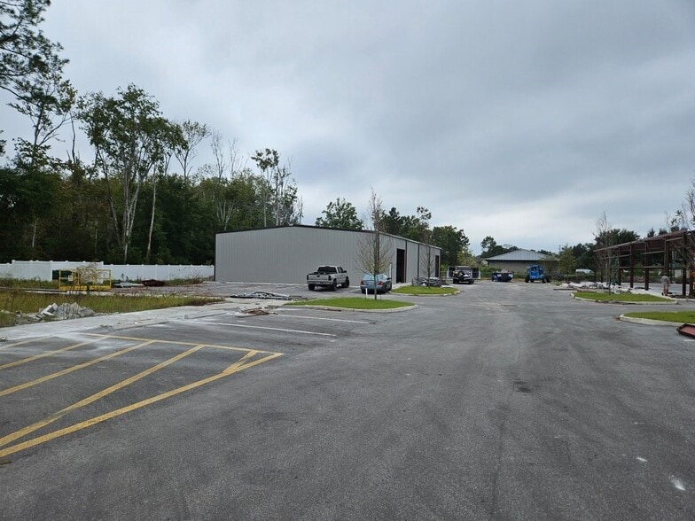 169 College Dr, Orange Park, FL for sale - Building Photo - Image 3 of 7