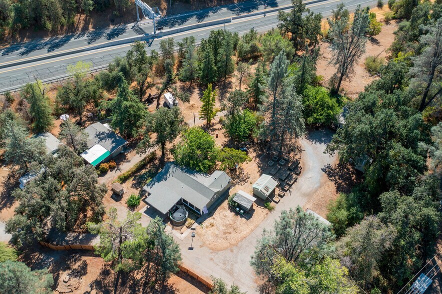 19819 Rhode Island Rd, Redding, CA for sale - Building Photo - Image 1 of 1