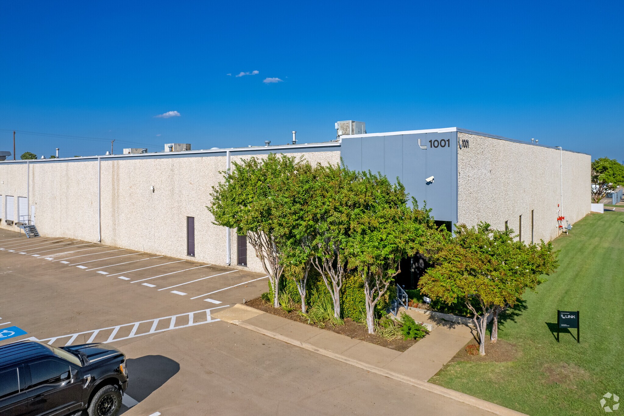 1001 Avenue R, Grand Prairie, TX for sale Primary Photo- Image 1 of 1