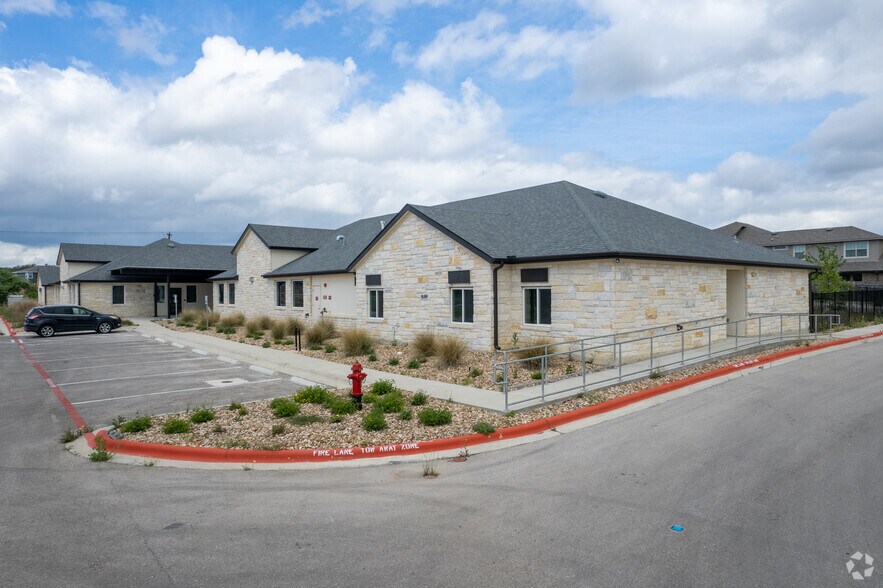Health Care in Pflugerville, TX for sale - Primary Photo - Image 1 of 1