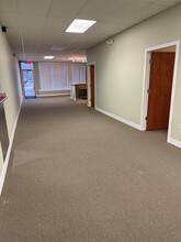 82-106 E Dundee Rd, Wheeling, IL for lease Interior Photo- Image 2 of 5