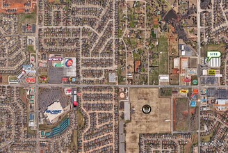 1420 N Kelly Ave, Edmond, OK - aerial  map view