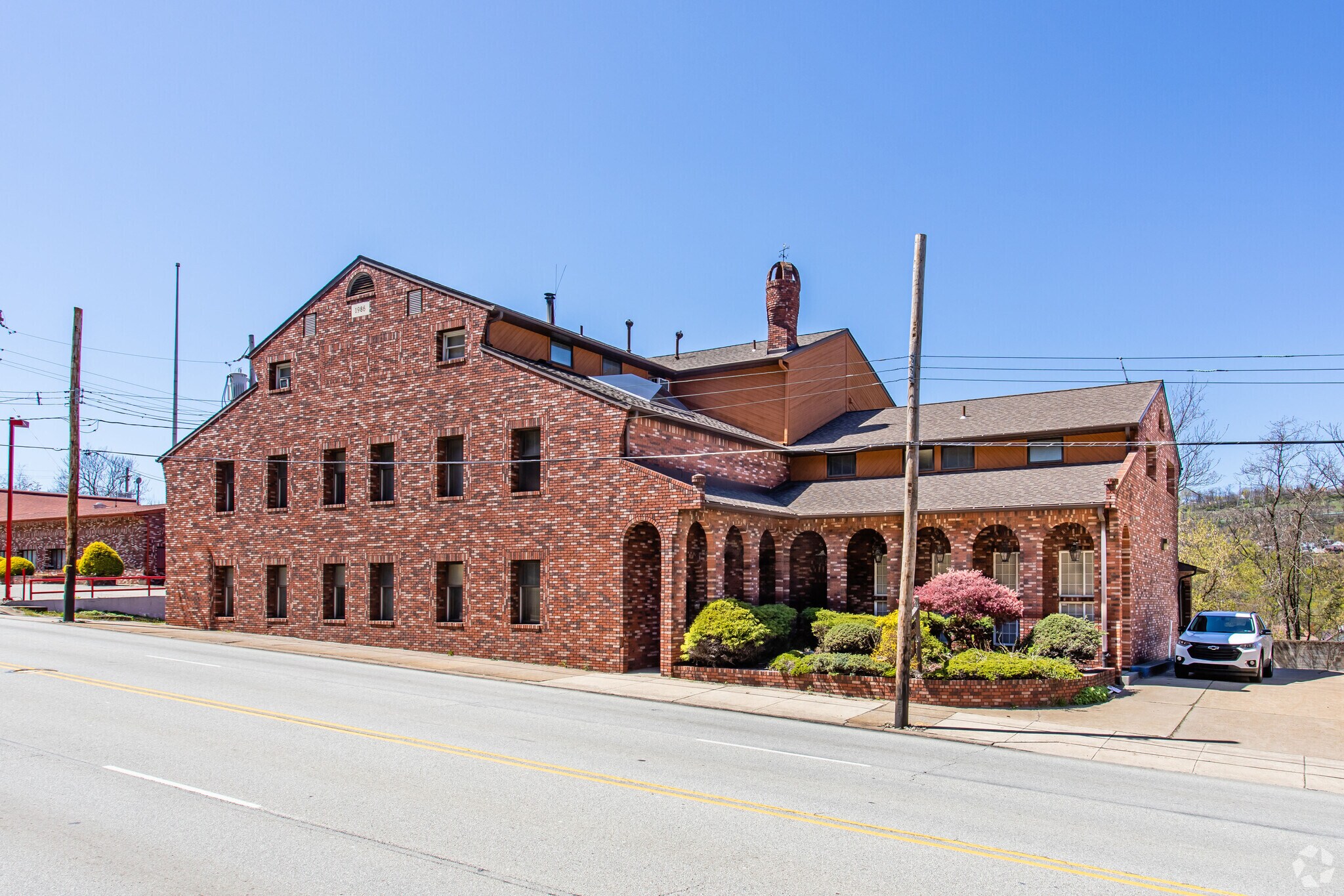 524 W 5th Ave, Mckeesport, PA for sale Primary Photo- Image 1 of 1
