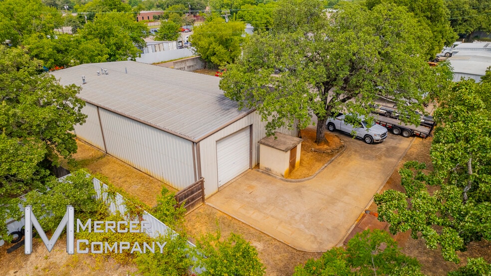 1300 Ford St, Irving, TX for lease - Aerial - Image 3 of 5