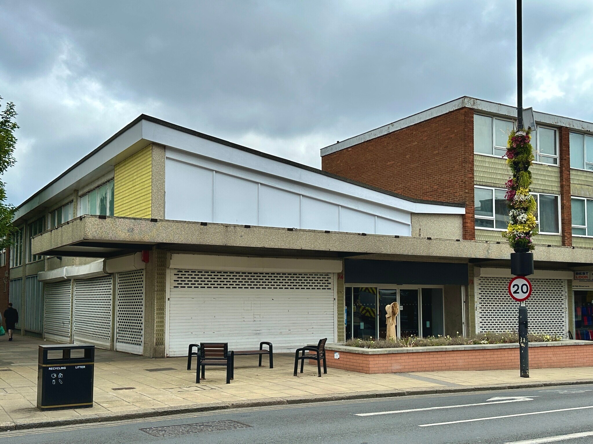 70-74 High St, Dunstable for sale Primary Photo- Image 1 of 1