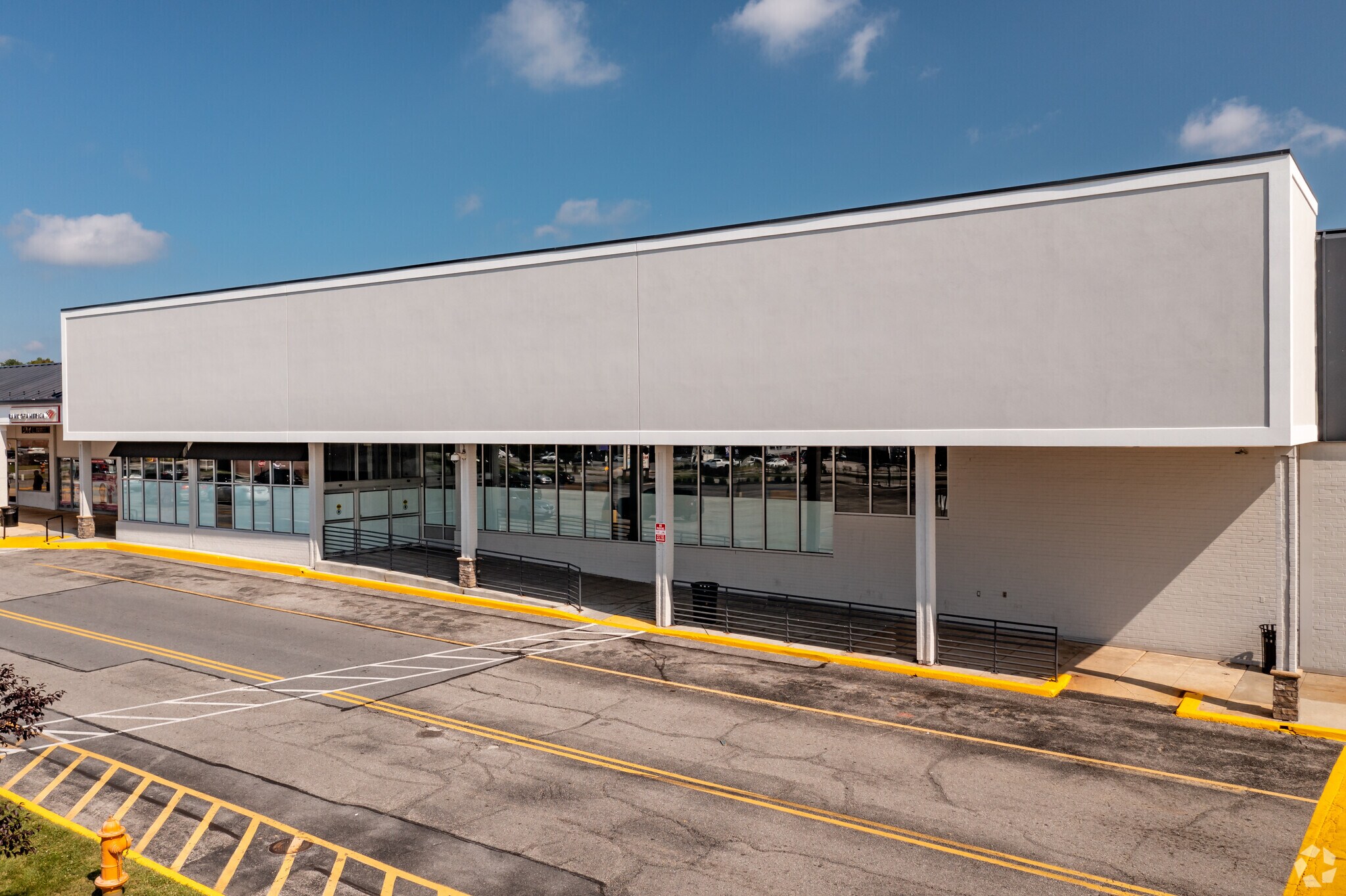 66006658 Security Blvd, Woodlawn, MD 21207 Meadows Shopping Center