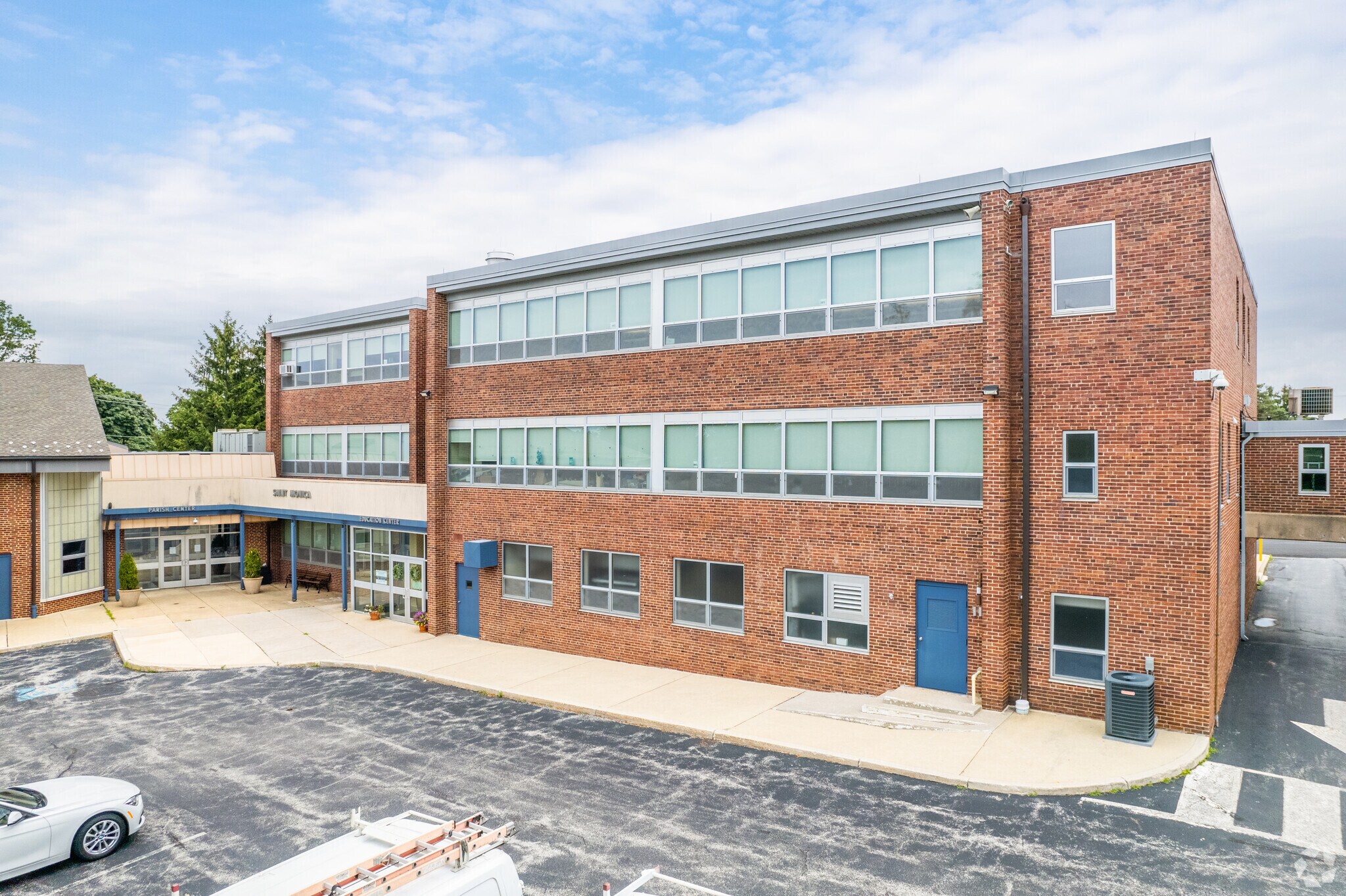 601 First Ave, Berwyn, PA for sale Primary Photo- Image 1 of 1