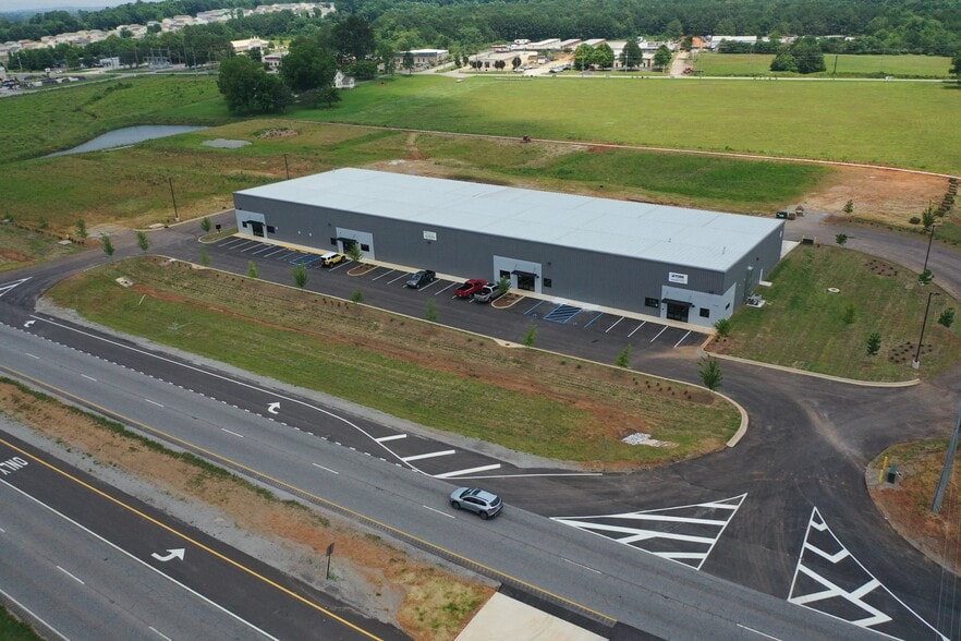 5150 Memorial Pky NW, Huntsville, AL for lease - Building Photo - Image 3 of 8