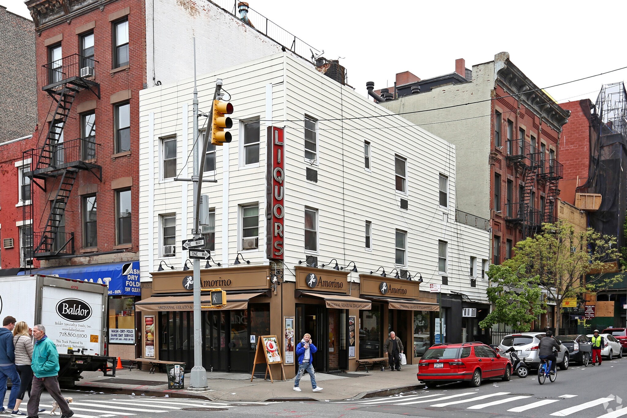 162 Eighth Ave, New York, NY for sale Primary Photo- Image 1 of 1