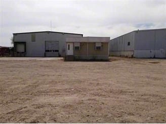 1302 Rath Ave, Dodge City, KS for sale - Building Photo - Image 2 of 35