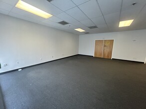 997 W Kennedy Blvd, Orlando, FL for lease Interior Photo- Image 1 of 6