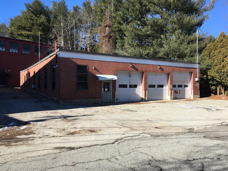 15 Water St, Leicester, MA for lease - Building Photo - Image 2 of 9