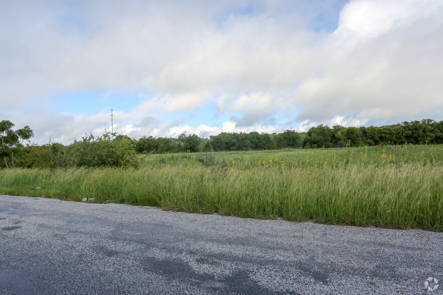 6051 Post Rd, Kyle, TX for sale - Primary Photo - Image 1 of 1