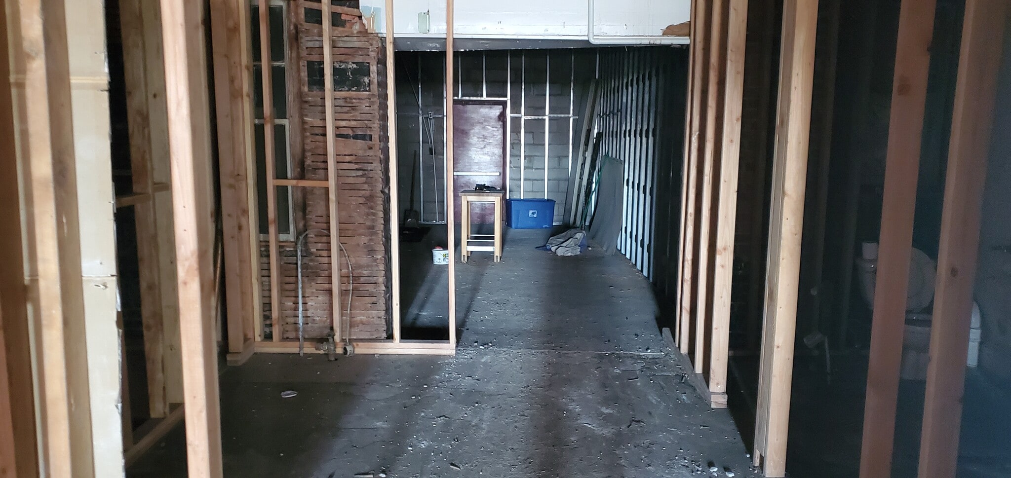 499-517 Conklin St, Farmingdale, NY for lease Interior Photo- Image 1 of 6