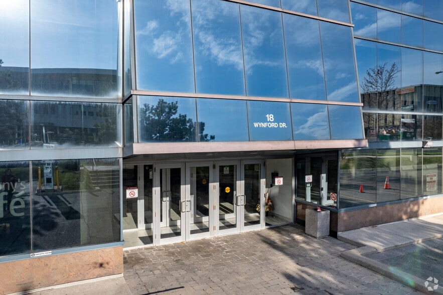18 Wynford Dr, Toronto, ON for sale - Building Photo - Image 3 of 4