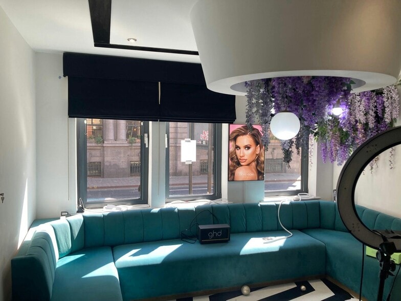 18 East Para, Leeds for lease - Building Photo - Image 2 of 4