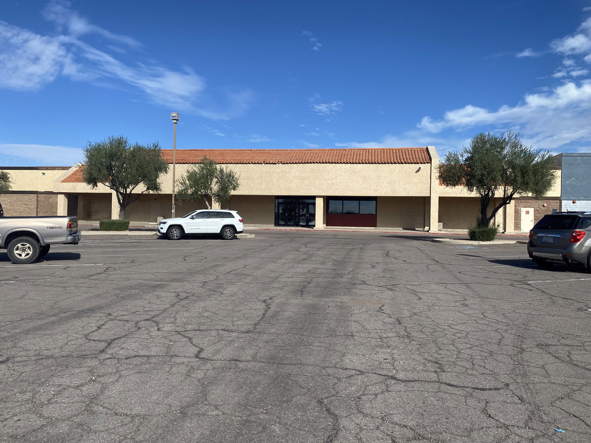 4316 W Bell Rd, Glendale, AZ 85308 - Former LA Fitness | LoopNet