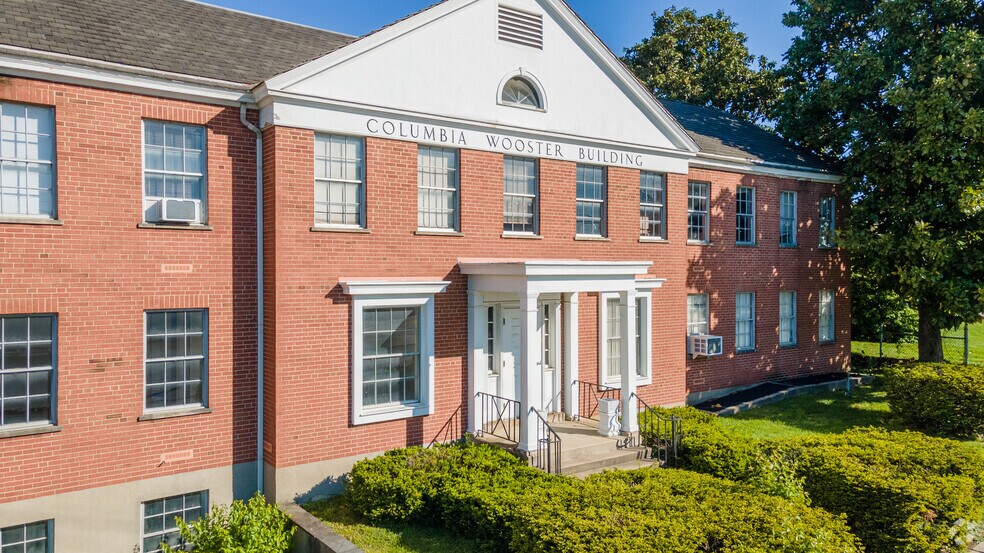 5710 Wooster Pike, Cincinnati, OH 45227