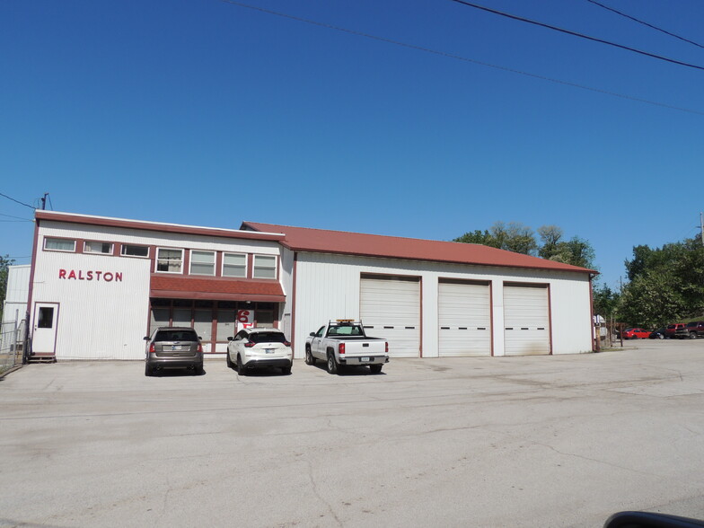 651 Axe Ave, Valparaiso, IN for sale - Building Photo - Image 1 of 17