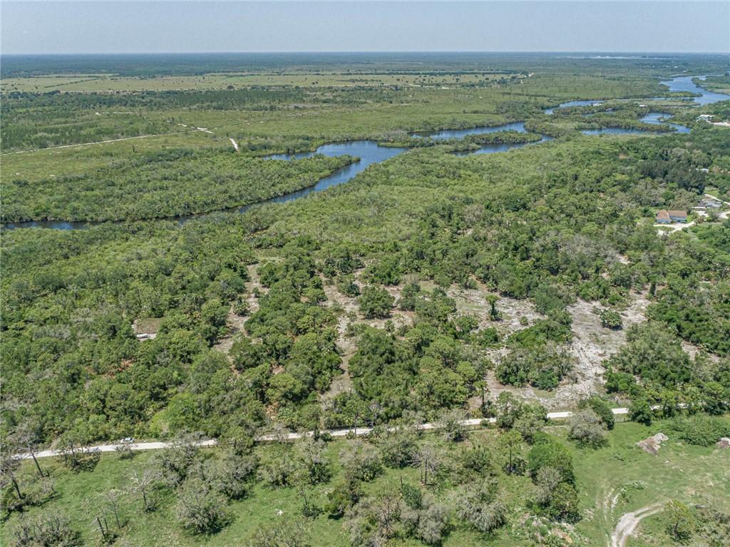 10995 Roseland, Sebastian, FL 32958 Riverfront 40+/ Acres