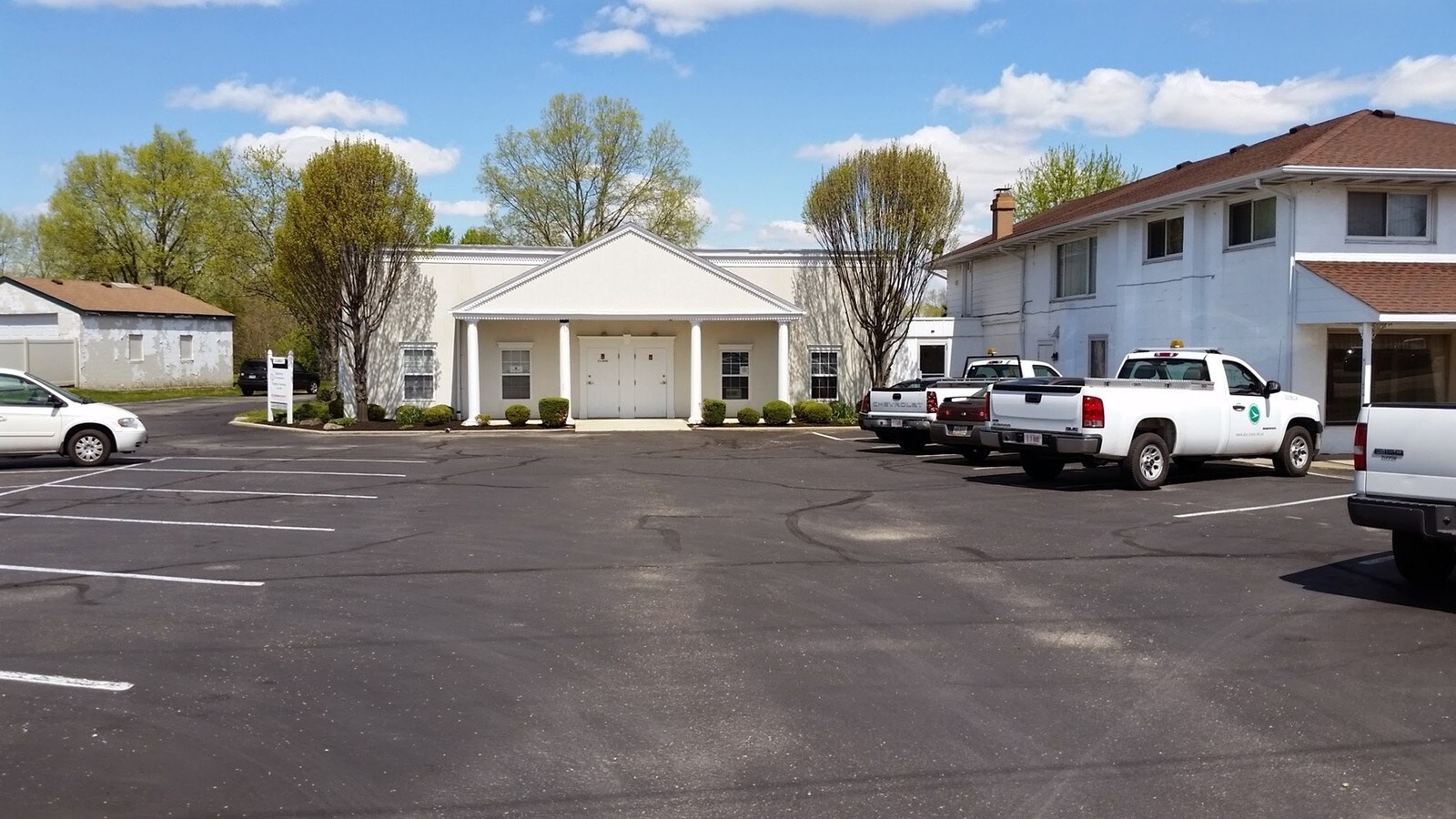 340 E Main St, Enon, OH 45323