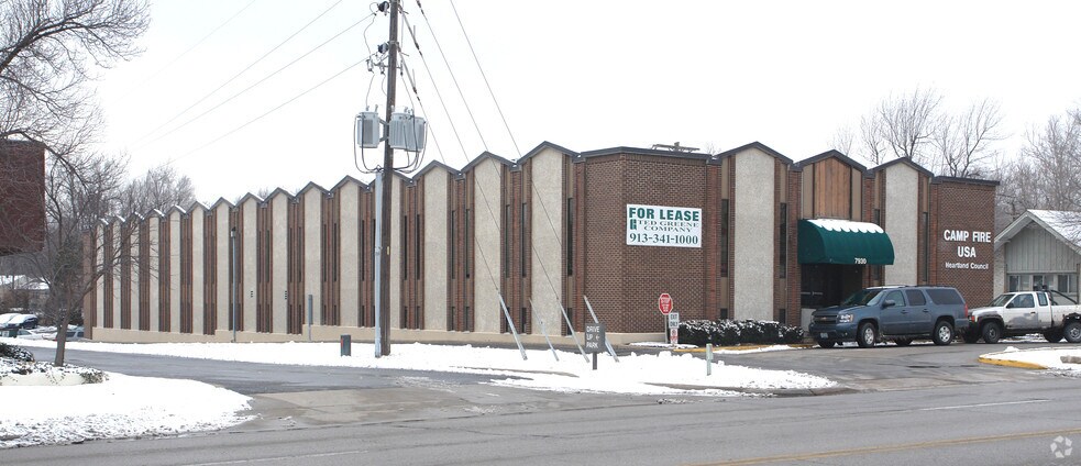 7930 State Line Rd, Prairie Village, KS for sale - Primary Photo - Image 1 of 1