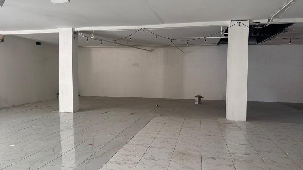 6120 S Archer Rd, Summit, IL for lease - Building Photo - Image 2 of 7