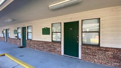 4221 Baymeadows Rd, Jacksonville, FL for lease Interior Photo- Image 1 of 5