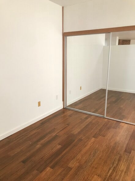 801-823 Grand Ave, San Marcos, CA for lease - Building Photo - Image 2 of 7