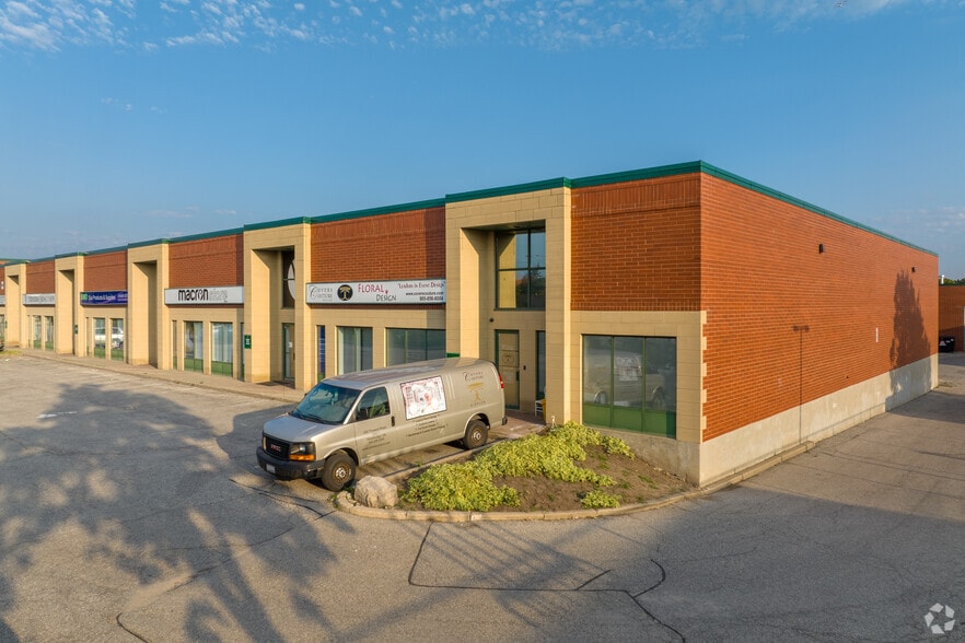 200 Trowers Rd, Vaughan, ON for sale - Primary Photo - Image 1 of 1