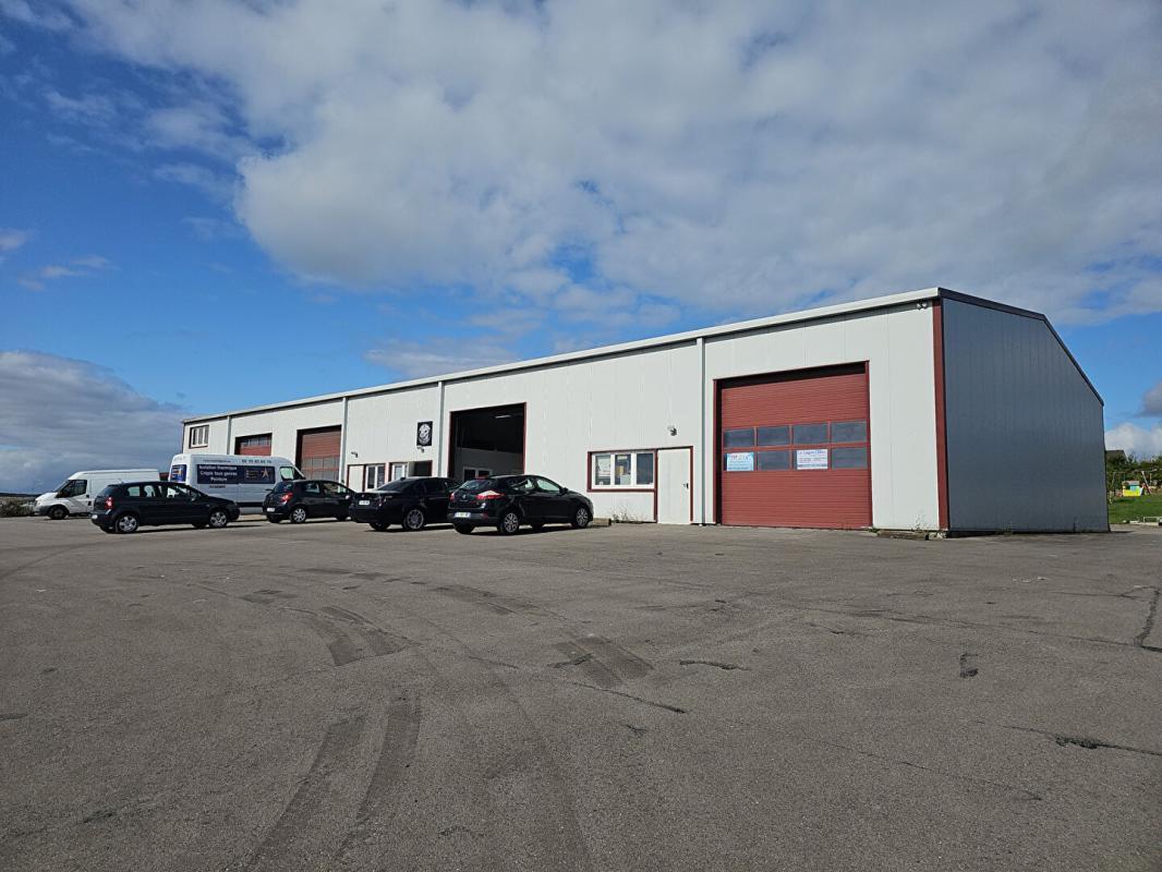 Industrial in Saint-Avold for sale Building Photo- Image 1 of 11