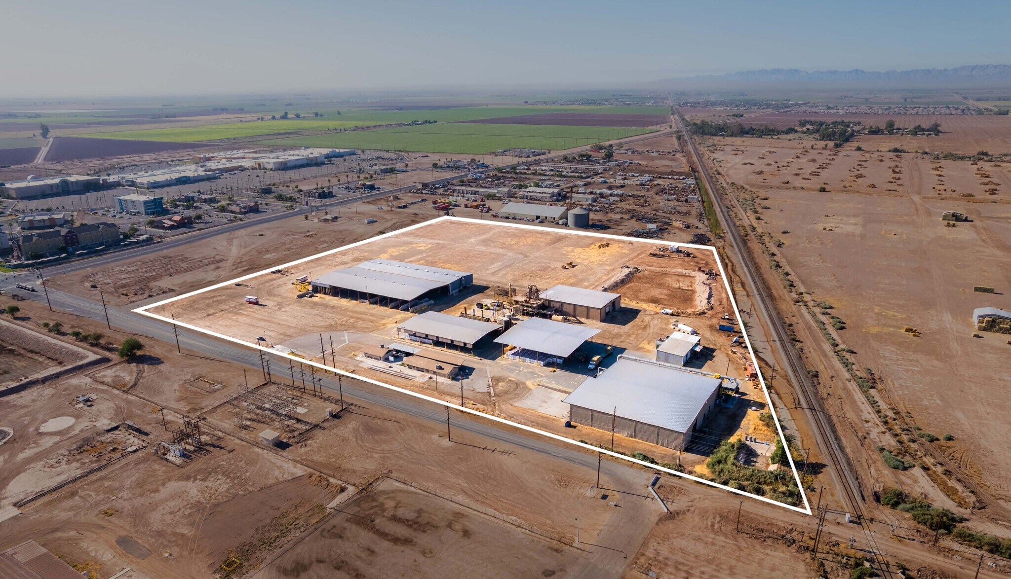 45 Danenberg Dr, El Centro, CA for sale Primary Photo- Image 1 of 6