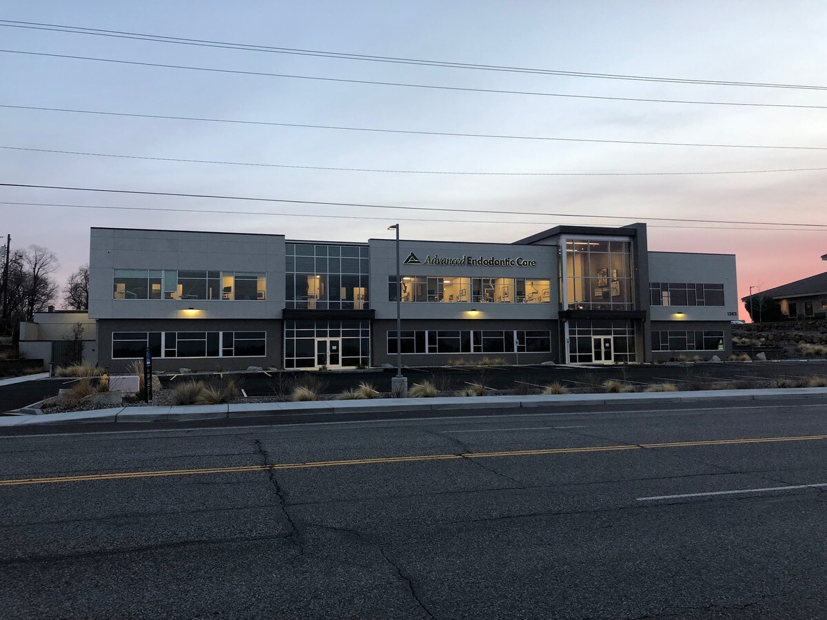 1363 Columbia Park Trl, Richland, WA 99352